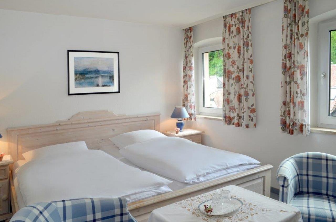 Hotel Haus Bauer Bad Berneck im Fichtelgebirge Buitenkant foto