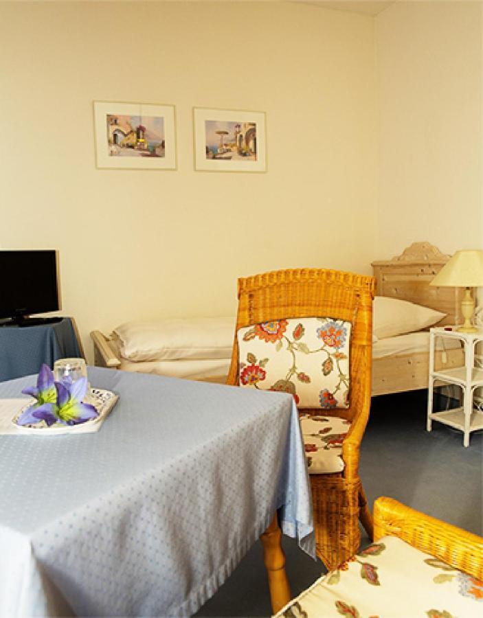 Hotel Haus Bauer Bad Berneck im Fichtelgebirge Buitenkant foto