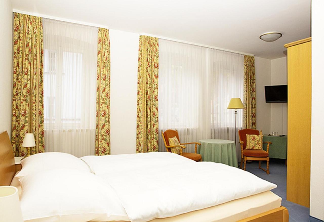 Hotel Haus Bauer Bad Berneck im Fichtelgebirge Buitenkant foto